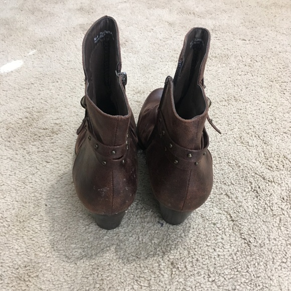 baretraps brown boots
